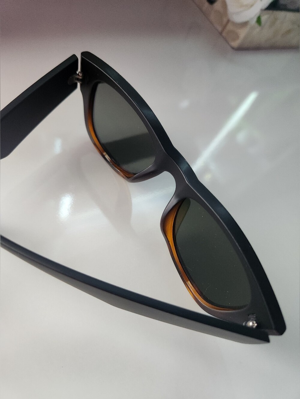 Matte Sunglasses - Picture 3 of 4